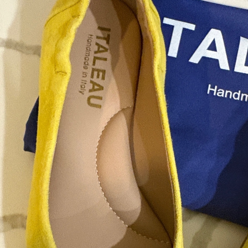Italeau Yellow Suede Flats - Picture 5 of 10
